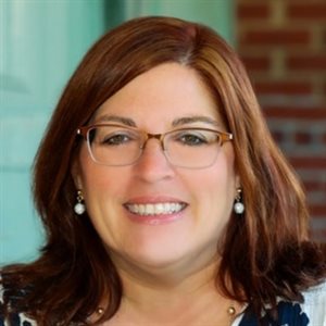Carrie Linski